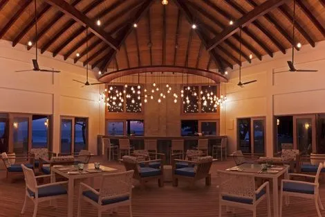 Restaurant - Malahini Kuda Bandos Resort 4* Male Maldives