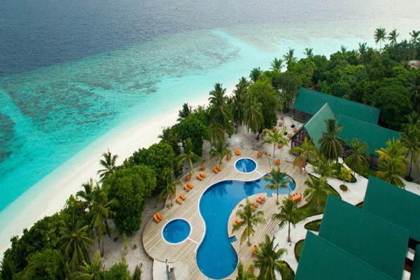 Maldives : Hôtel Furaveri Island Resort & Spa