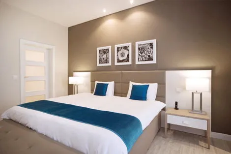 SUPERIOR INLAND ROOMS