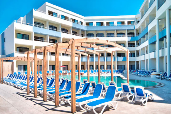 Piscine extérieure - Top Clubs Cocoon Labranda Riviera