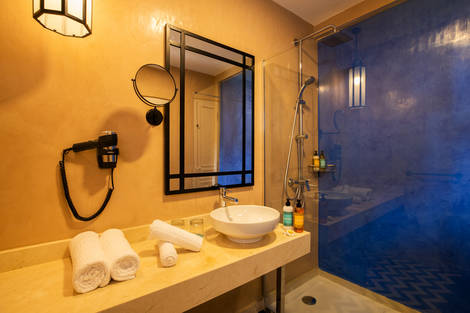 chambre standard - salle de bain