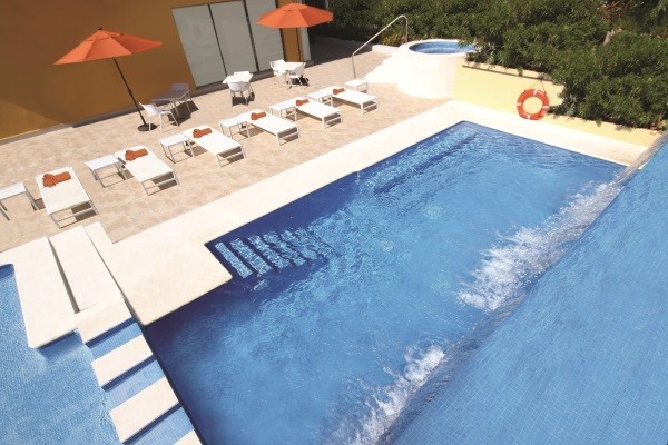 Piscine - LQ Hotel by La Quinta