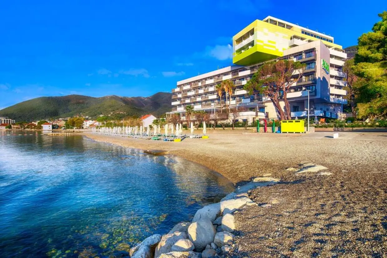 Montenegro : Club Framissima Bijela Park