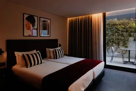 Hôtel Timbre Boavista porto PORTUGAL