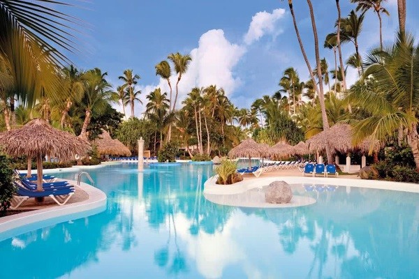 Piscine - Hôtel Melia Caribe Beach Resort 5* Punta Cana Republique Dominicaine