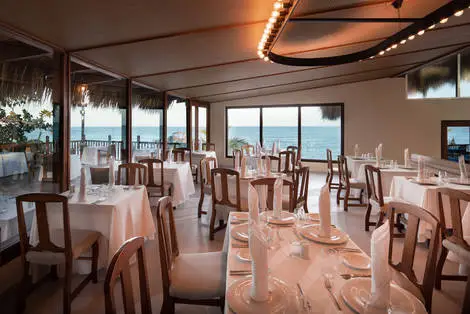 Restaurant C\u00F4te d'Azur - Impressive Punta Cana