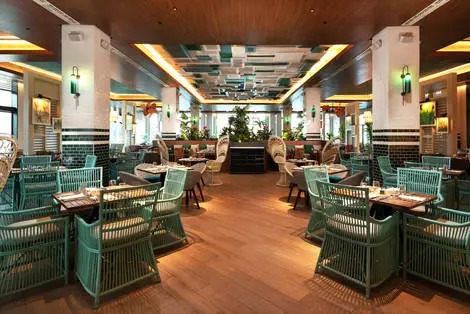 Restaurant buffet - Lopesan Costa Bavaro Resort Spa & Casino