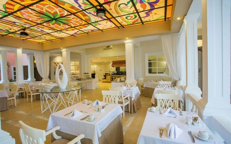 Restaurant buffet - Bahia Principe Luxury Samana