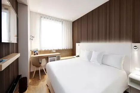 Hôtel Occidental Praha 4*