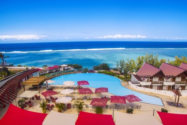 Piscine - Akoya Hotel & Spa