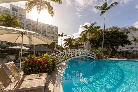 piscine - Sonesta Maho Beach Resort & Casino