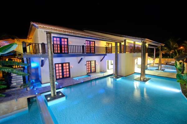 L'hôtel la nuit - The Rhino Resort & Spa
