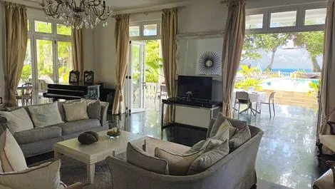 Hôtel Chateau Elysium mahe SEYCHELLES