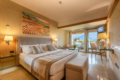 Chambre Deluxe Vue Piscine