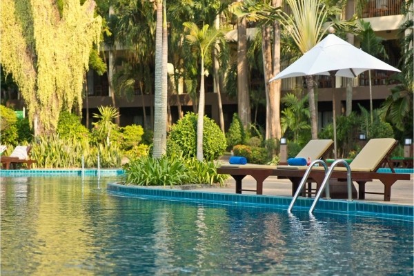 piscine - Green Park Pattaya