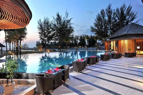 Sejour APSARA BEACHFRONT RESORT & VILLAS 4* Thailande Phuket