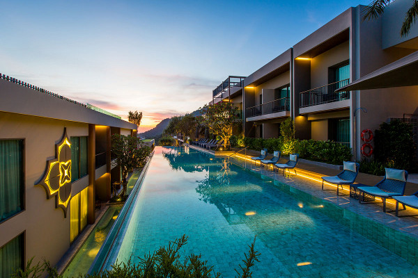 Piscine - Mai House Patong Hill