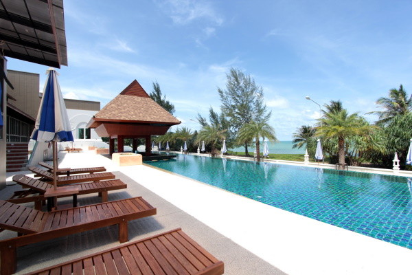 Thailande : Hôtel Phuket, Maikhao Palm Beach Resort