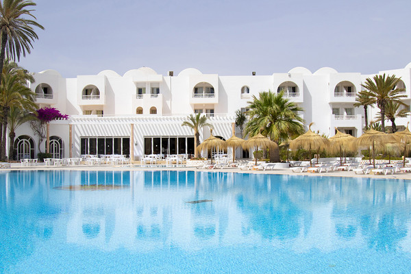 Piscine - Hôtel Iris Hotel & Thalasso 4*