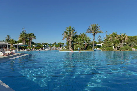 Piscine - Look\u00E9a One Resort el Mansour