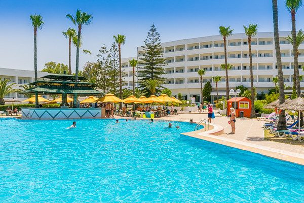 Piscine extérieure - Maxi Club Tropicana