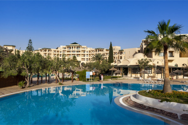 Piscine - Royal Kenz Thalasso & Spa