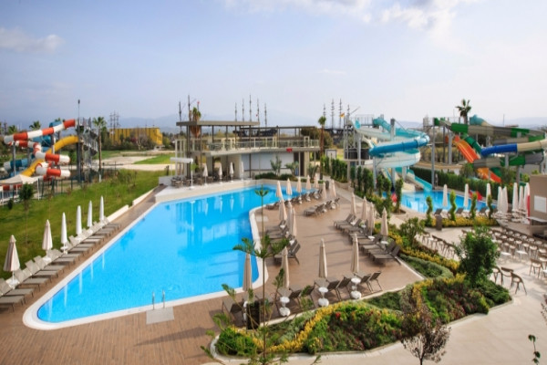 piscine toboggans - Riolavitas Spa & Resort