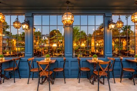 restaurant