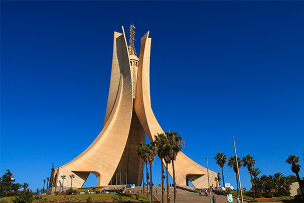 circuit d'alger la blanche aux oasis du sahara (maximum 16 participants)