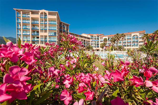 AppartHotel Résidence Port-Argelès. *** - 2