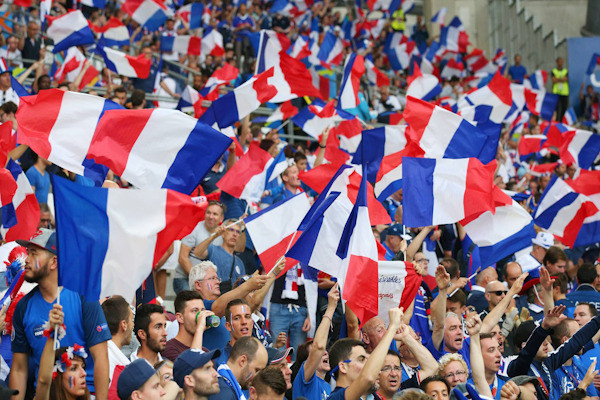 Hôtel 4* - Billet au match - Equipe de France au Pays de Galles **** - 7