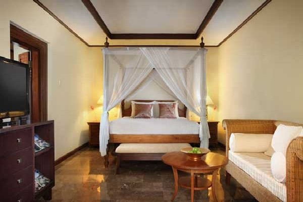 Hôtel Puri Santrian **** - 5