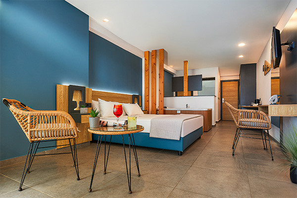 Image 6 du séjour Hôtel Adult Only - Enorme Infinity Beach **** à Heraklion, Crète