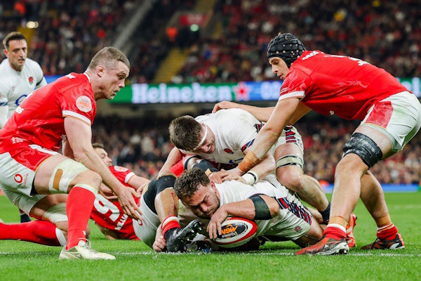Hôtel - 3* + Billet au match - Equipe d'Angleterre de Rugby *** - 7