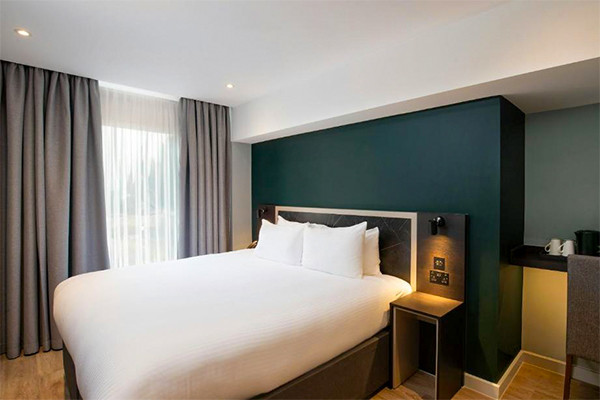 Hôtel - 3* + Billet au match - Equipe d'Angleterre de Rugby *** - 10