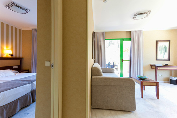 Hôtel Holiday World Riwo **** - 5