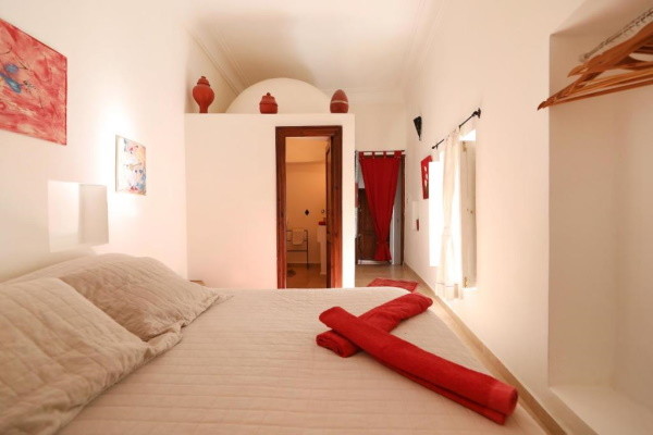 Riad Riad Noor Charana ***