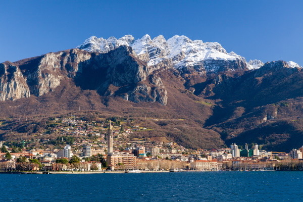 Autotour Balade sur les Routes des Lacs Italiens ****