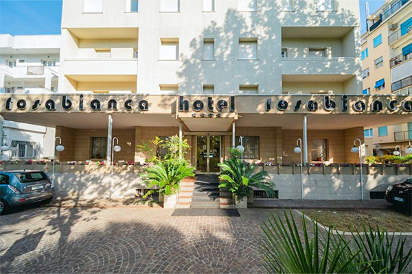 Hôtel 4* Rimini + Billet MotoGP Grand Prix de Saint Marin **** - 12