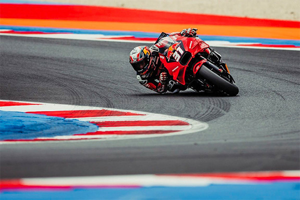 Hôtel 4* Rimini + Billet MotoGP Grand Prix de Saint Marin **** - 2